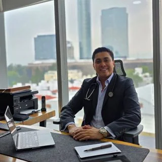 Foto de Dr. Carlos Alberto Zaragoza Cortes, Cardiología en Cancún