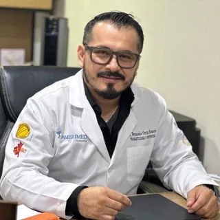 Foto de Dr. Fernando Ortiz Romero, Ortopedia y Traumatología en Cancún