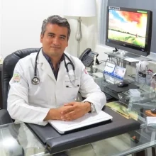 Foto de Dr. Víctor Ulises Sarabia Martínez, Nefrología en Cancún