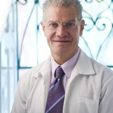 Foto de Dr. René Pierdant Pérez, Otorrinolaringología en San Luis Potosí