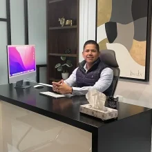 Foto de Dr. Adolfo Hernández Ramón, Urología en Los Mochis