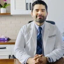 Foto de Dr. Christian Morales Hdez., Urología en Mazatlán