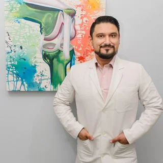 Foto de Dr. Francisco Javier Cervantes Lizarraga, Ortopedia y Traumatología en Mazatlán