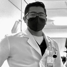 Foto de Dr. Luis F. Santiago Hernández, Oftalmología en Mazatlán