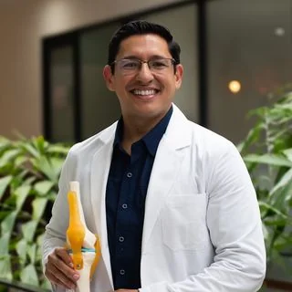 Foto de Dr. Manuel Salvador Gonzalez Beltran, Ortopedia y Traumatología en Culiacán