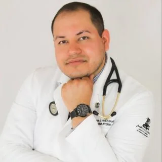 Foto de Dr. Jesús Ariben Álvarez Ramírez, Medicina Interna en Hermosillo