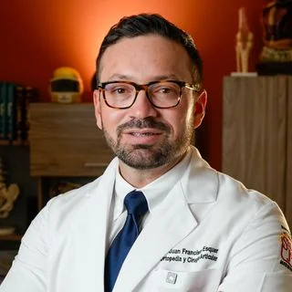 Foto de Dr. Juan Francisco Esquer Cota, Ortopedia y Traumatología en Hermosillo