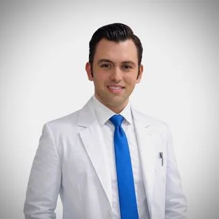 Foto de Dr. Alejandro Cruz Aguilar, Oftalmología en Villahermosa