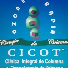 Foto de Dr. Alejandro Zamudio Aguilera, Ortopedia y Traumatología en Juárez