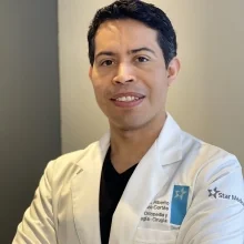 Foto de Dr. Alberto Lorenzo Cortés, Ortopedia y Traumatología en Veracruz
