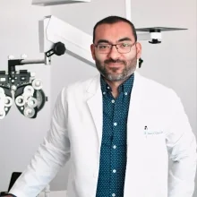 Foto de Dr. Carlos Eduardo Estrada Reyes, Oftalmología en Mérida