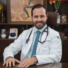 Foto de Dr. Luis Adrián Estrada Loyo, Medicina Interna en Mérida