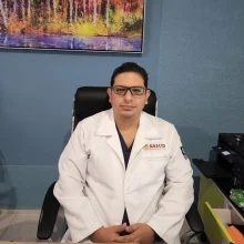 Foto de Dr. Nurivan López Madrigal, Cardiología en Mérida